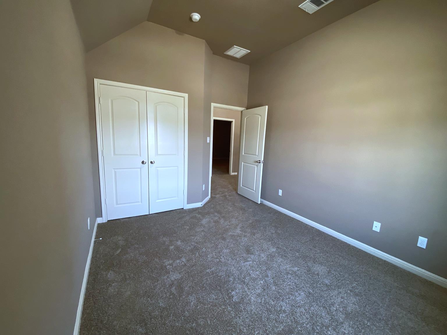 3416 Greyfriar Dr Property Photo 20