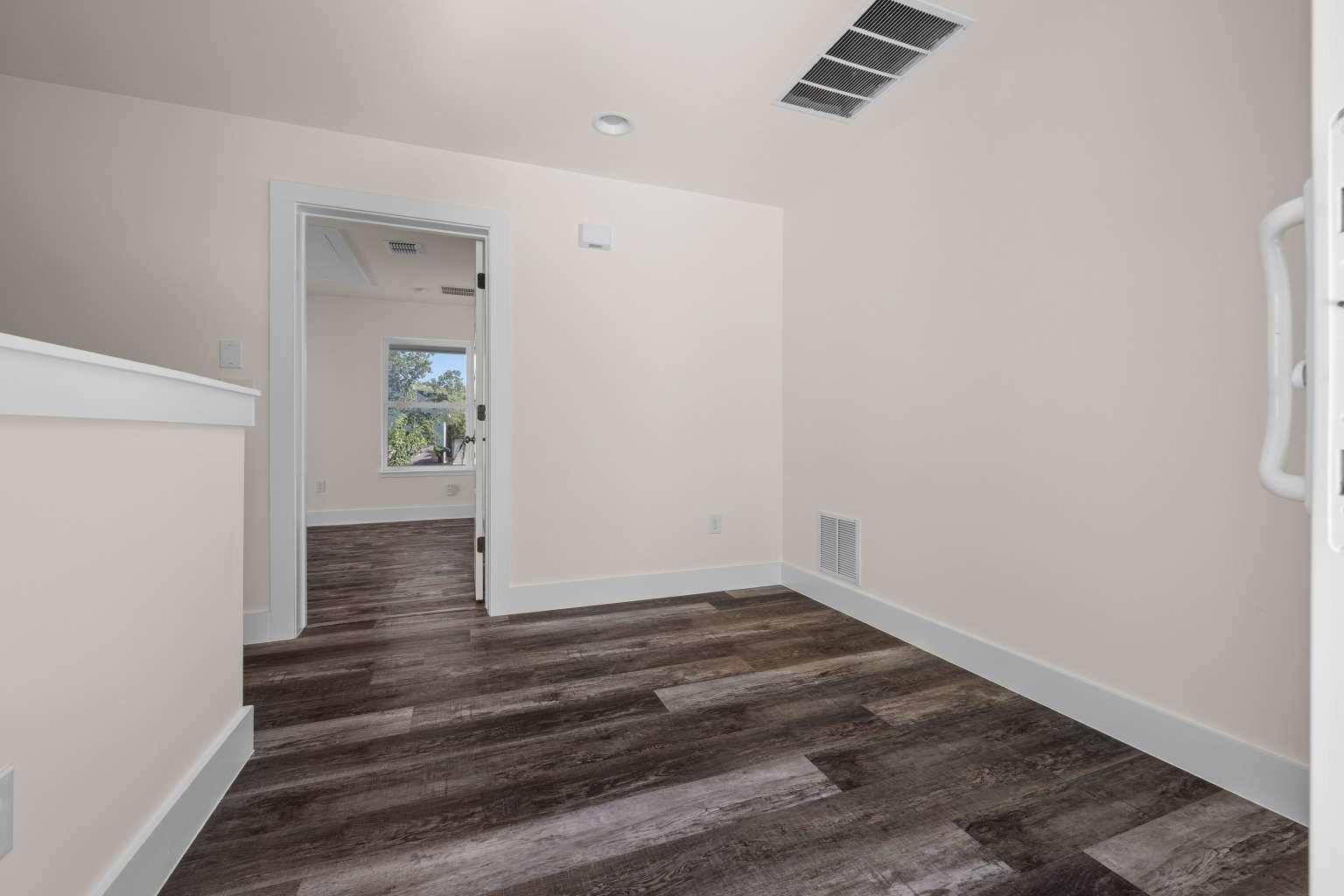 917 Vargas Rd #b Property Photo 24