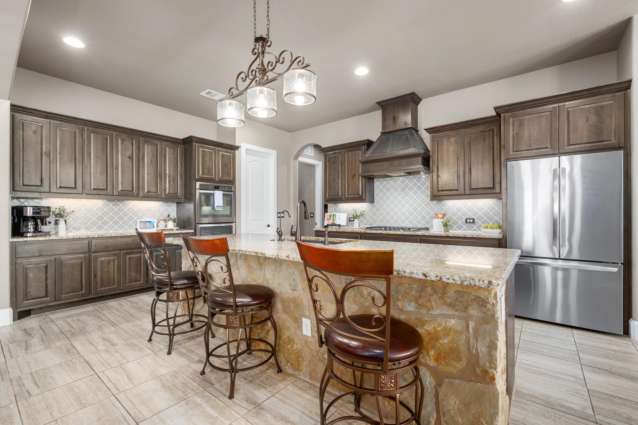 2220 Quarry Loop Property Photo 8