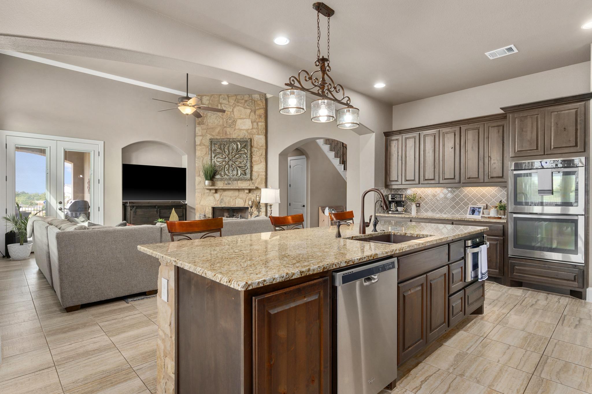 2220 Quarry Loop Property Photo 10