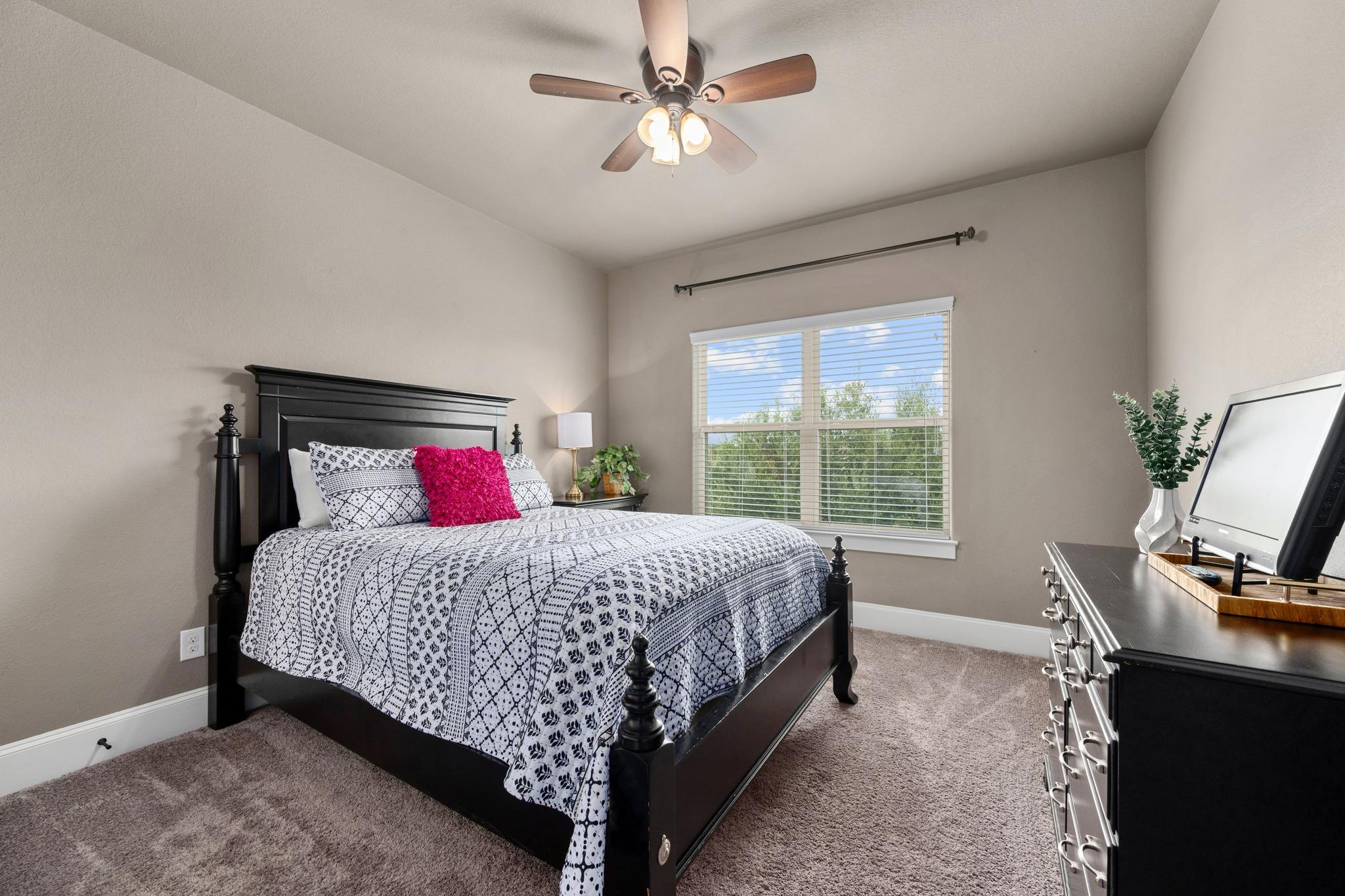 2220 Quarry Loop Property Photo 24