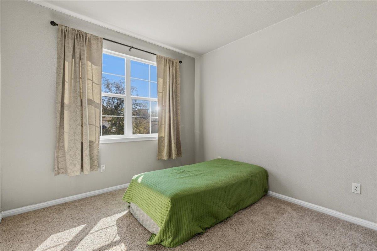 112 Rainmaker Cv Property Photo 23