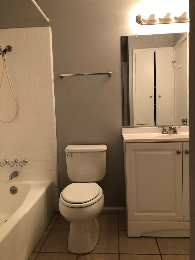 6502 S 1st St #102 Property Photo 19