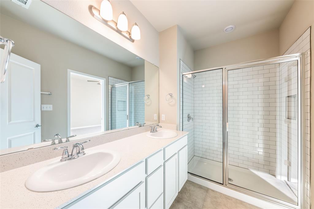 1015 Vista View Dr #2101 Property Photo 7