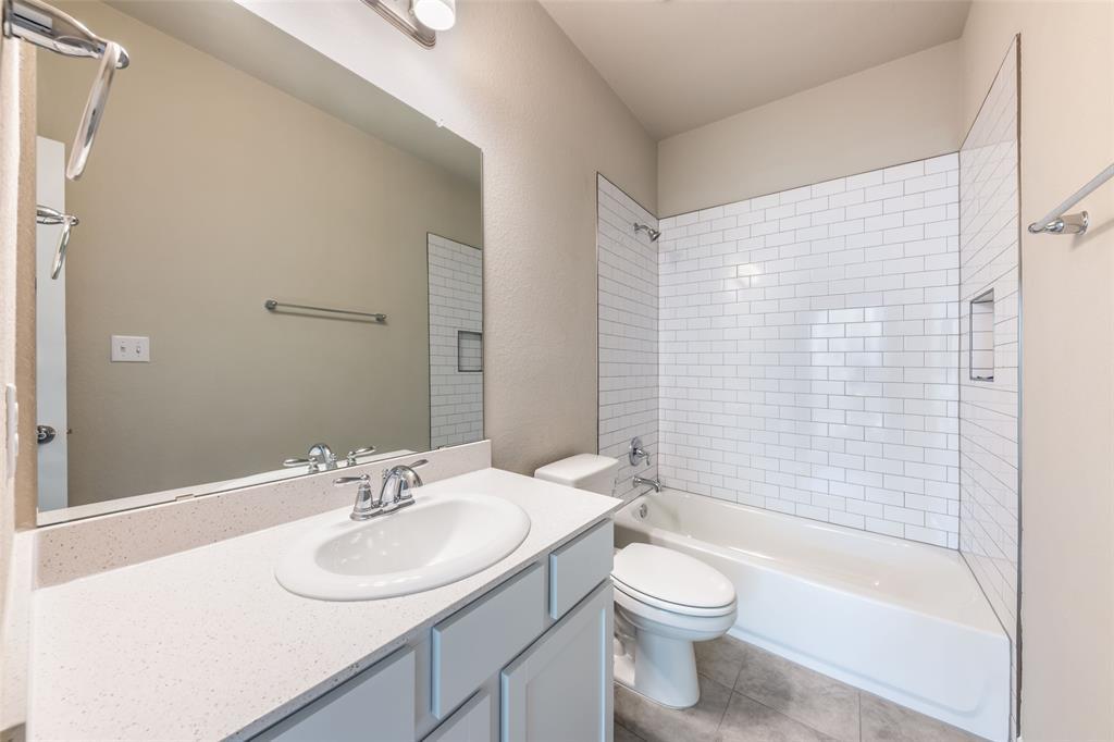 1015 Vista View Dr #2101 Property Photo 13