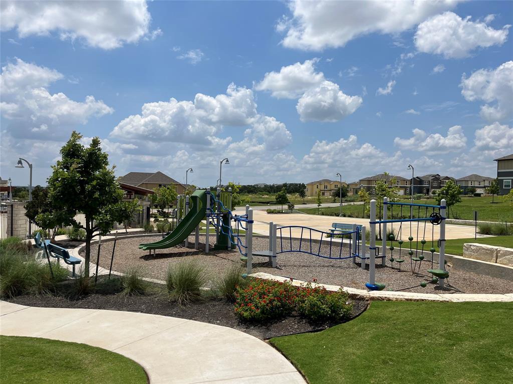 1015 Vista View Dr #2101 Property Photo 15