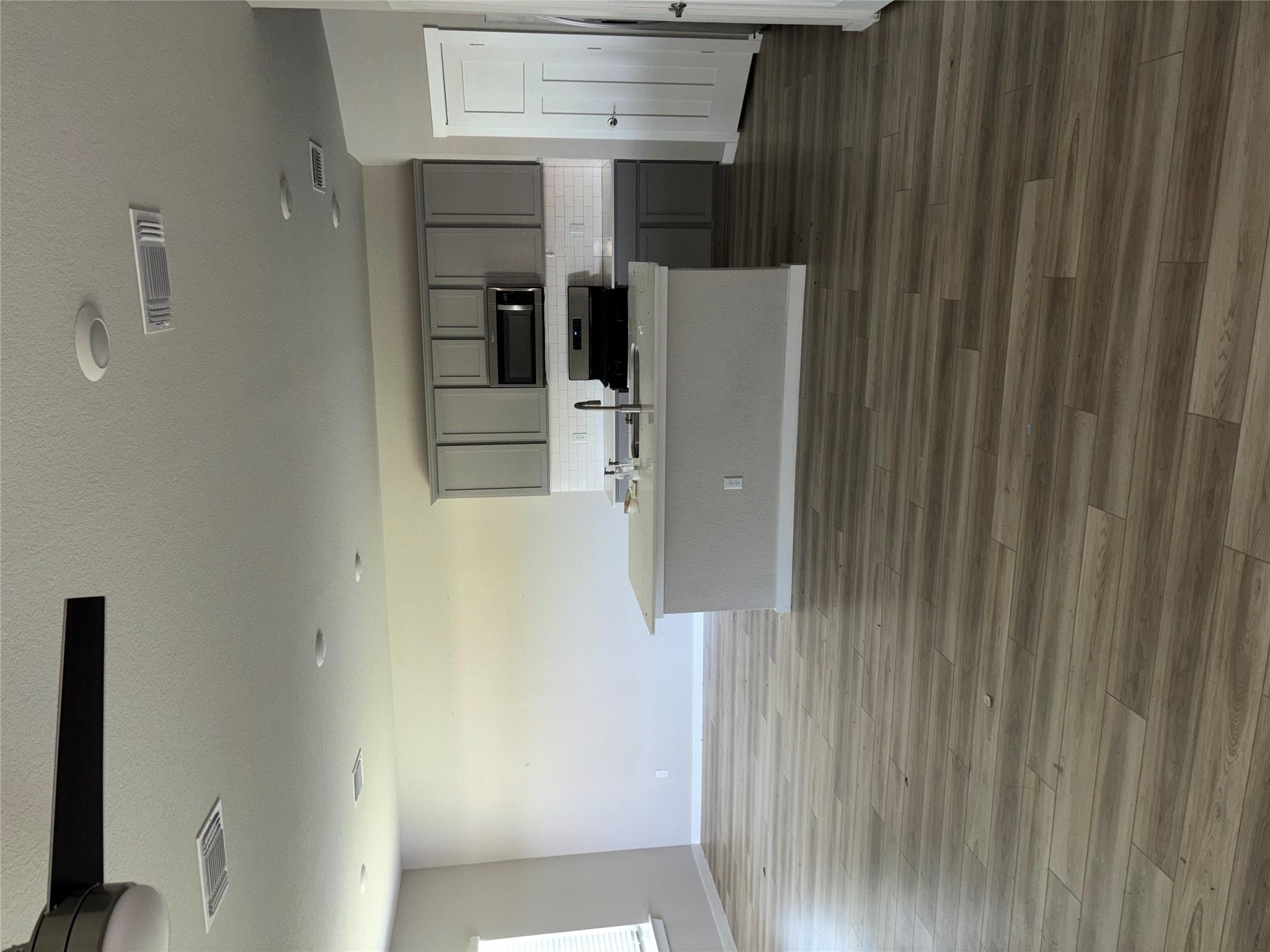301 Tarkus Path Path Property Photo 5