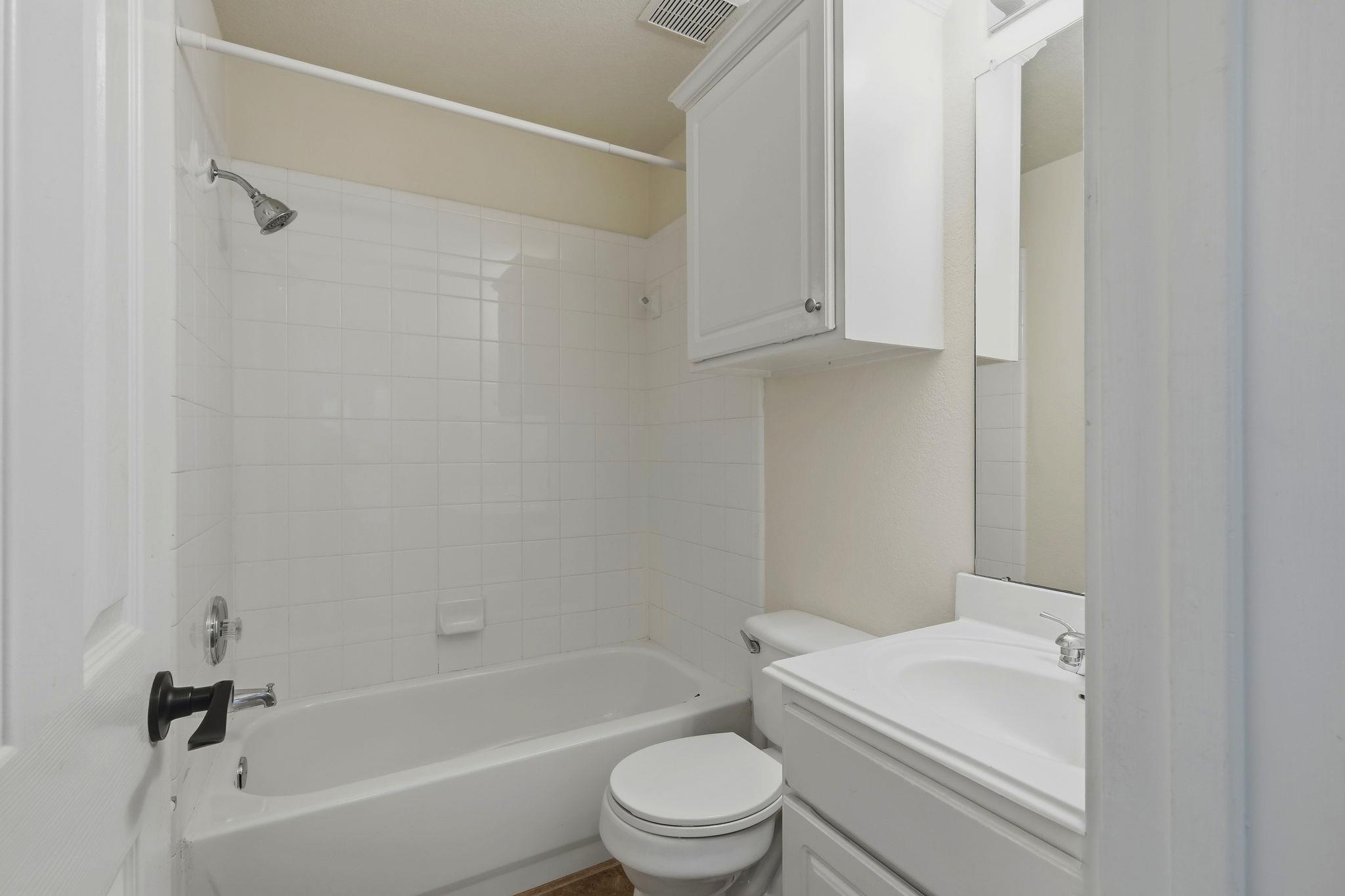 2033 Creole Dr Property Photo 12
