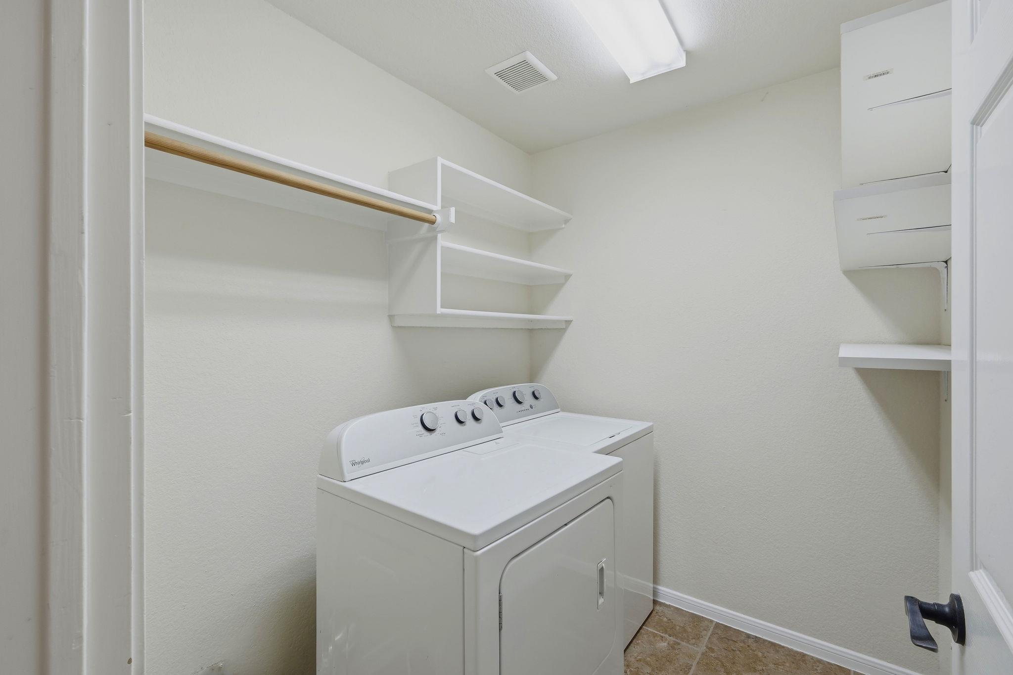 2033 Creole Dr Property Photo 14