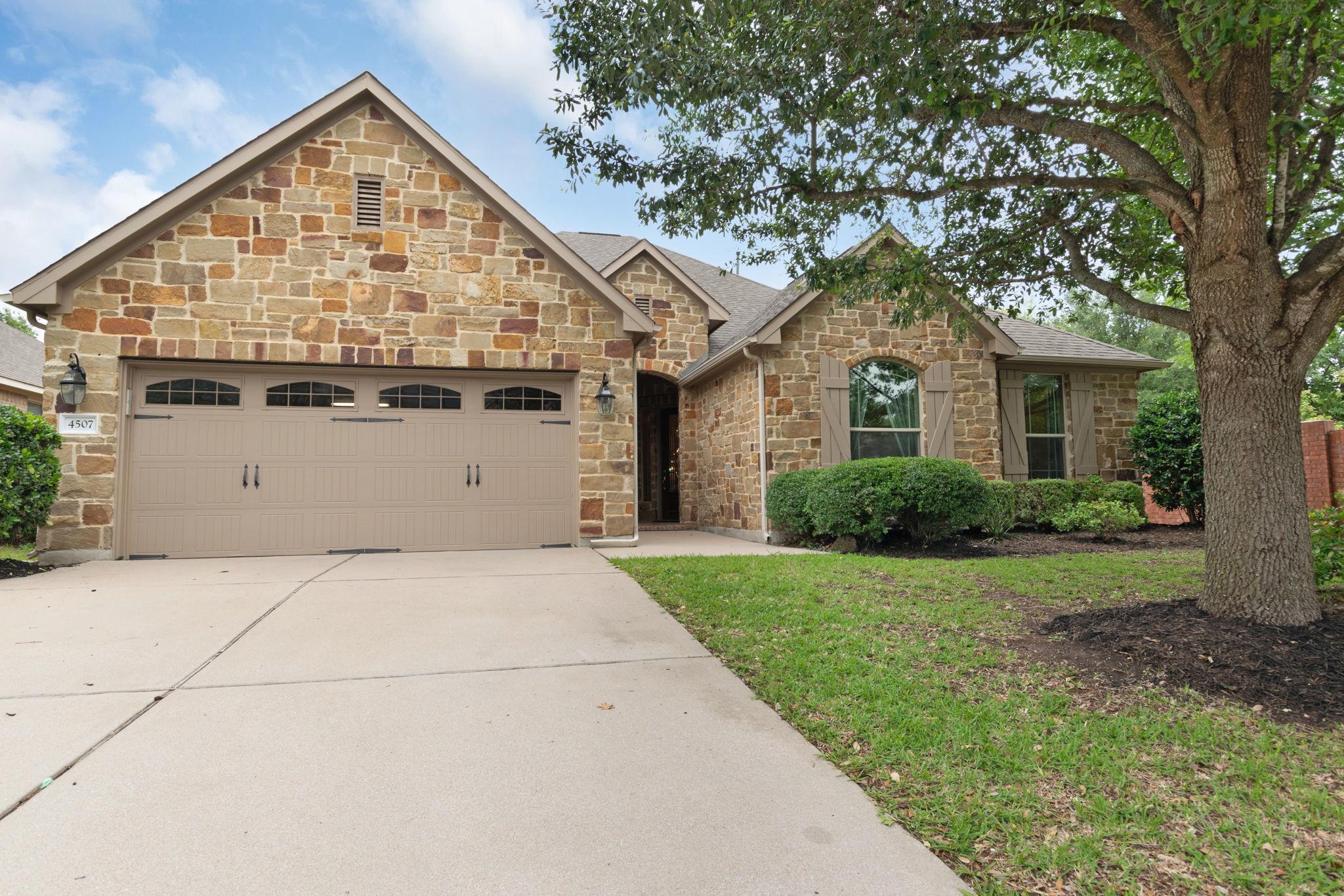 4507 Monterosa Ln Property Photo 7