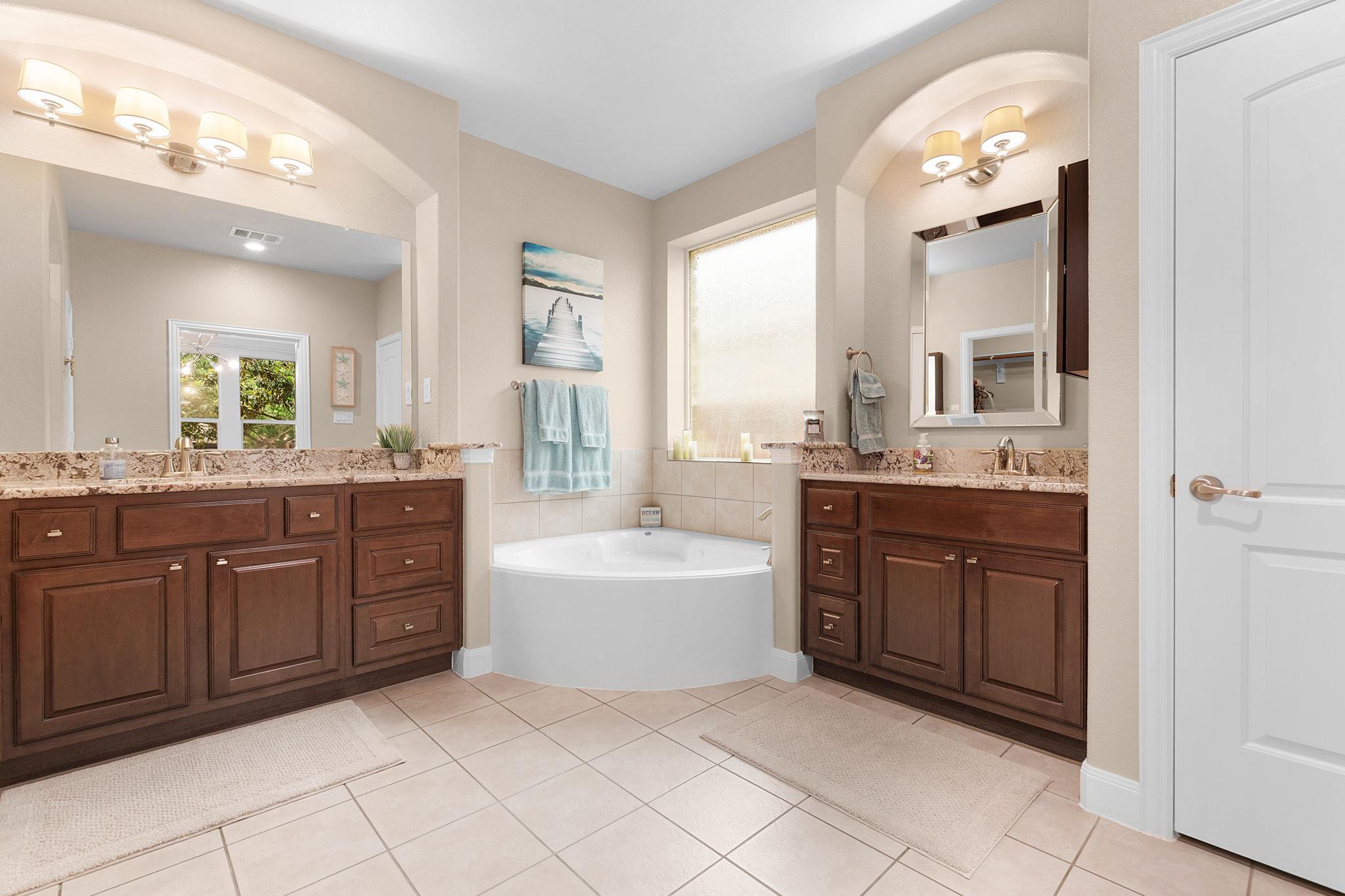 4507 Monterosa Ln Property Photo 12