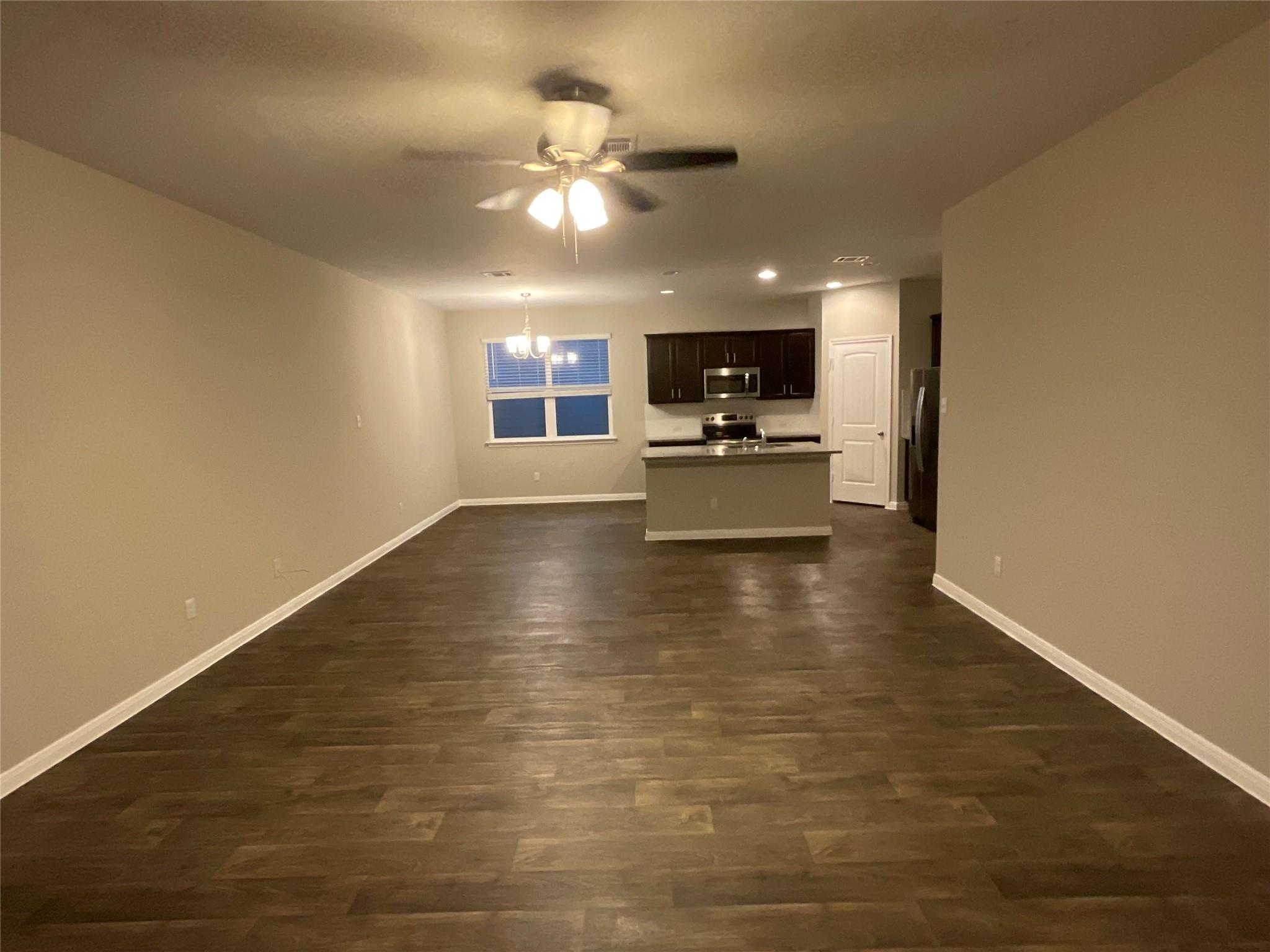 142 Jubilee Dr Property Photo 2