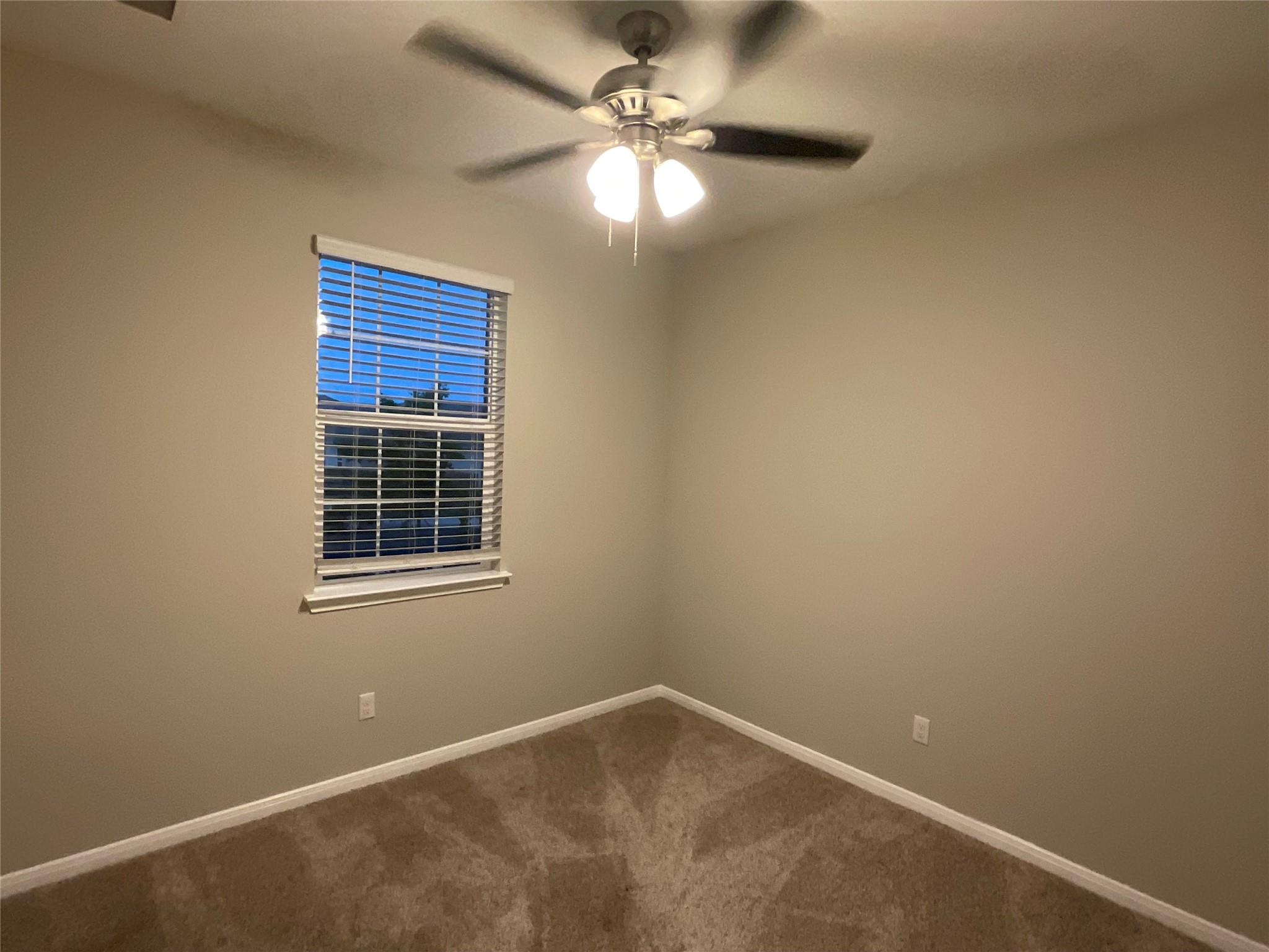142 Jubilee Dr Property Photo 18