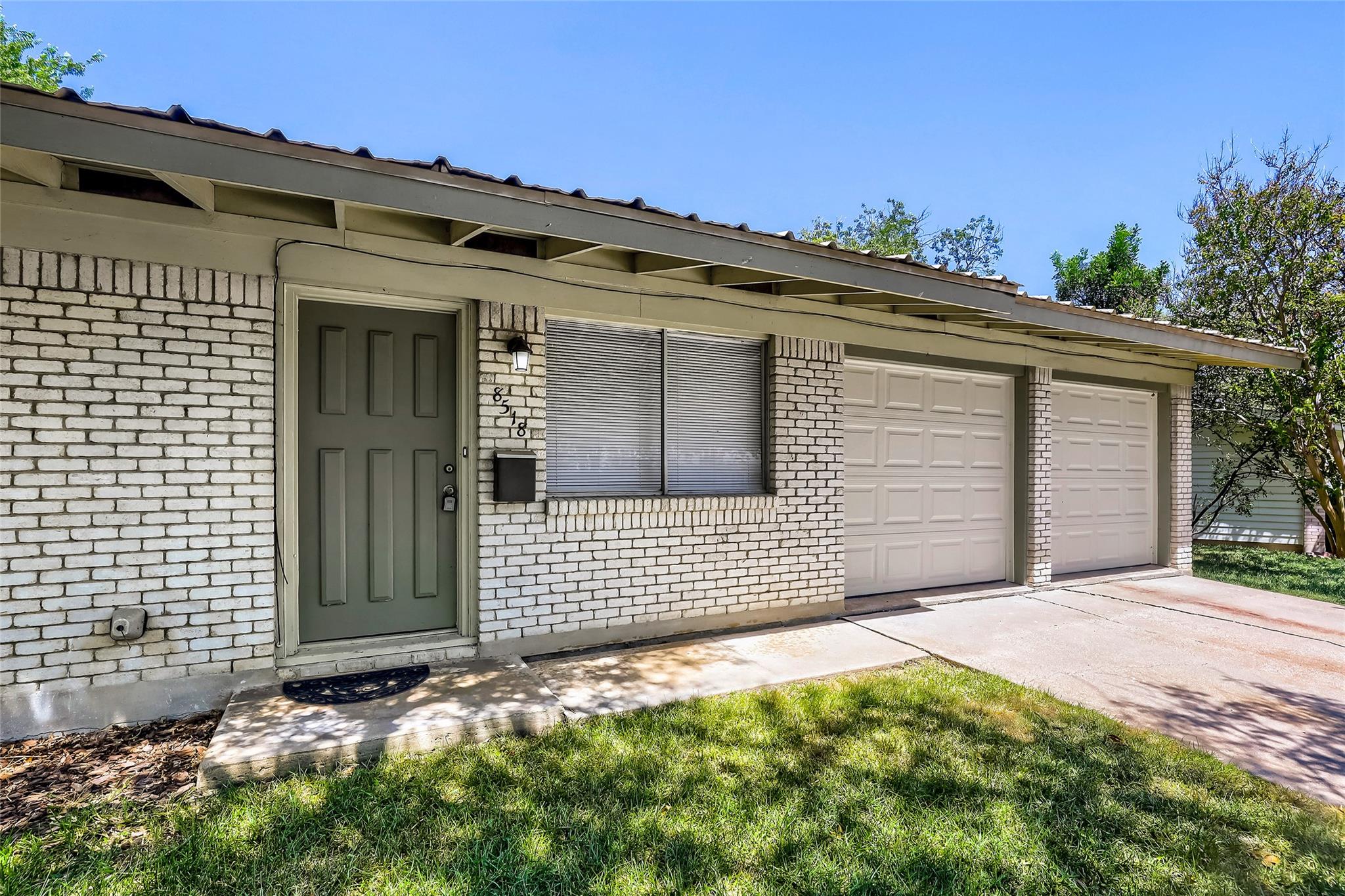 8518 Brookfield Dr Property Photo 5