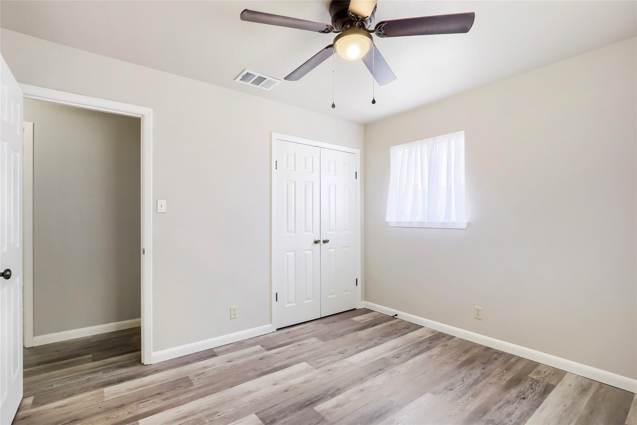 8518 Brookfield Dr Property Photo 23