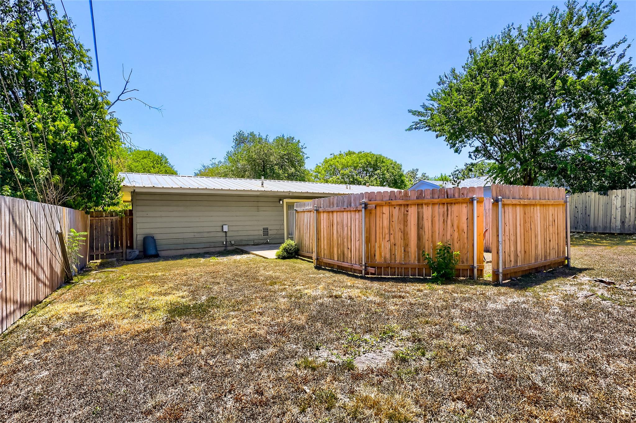 8518 Brookfield Dr Property Photo 27