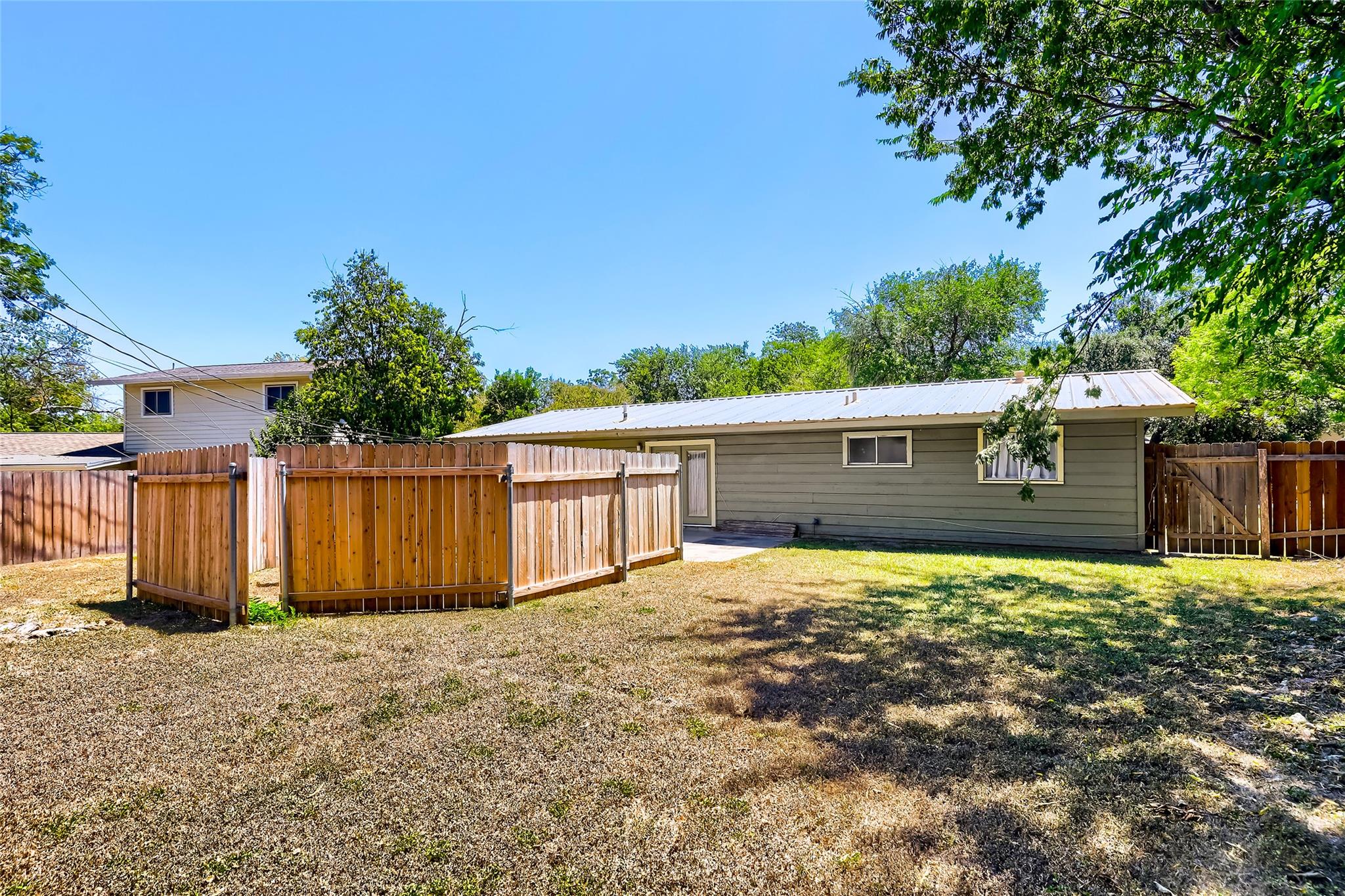 8518 Brookfield Dr Property Photo 28