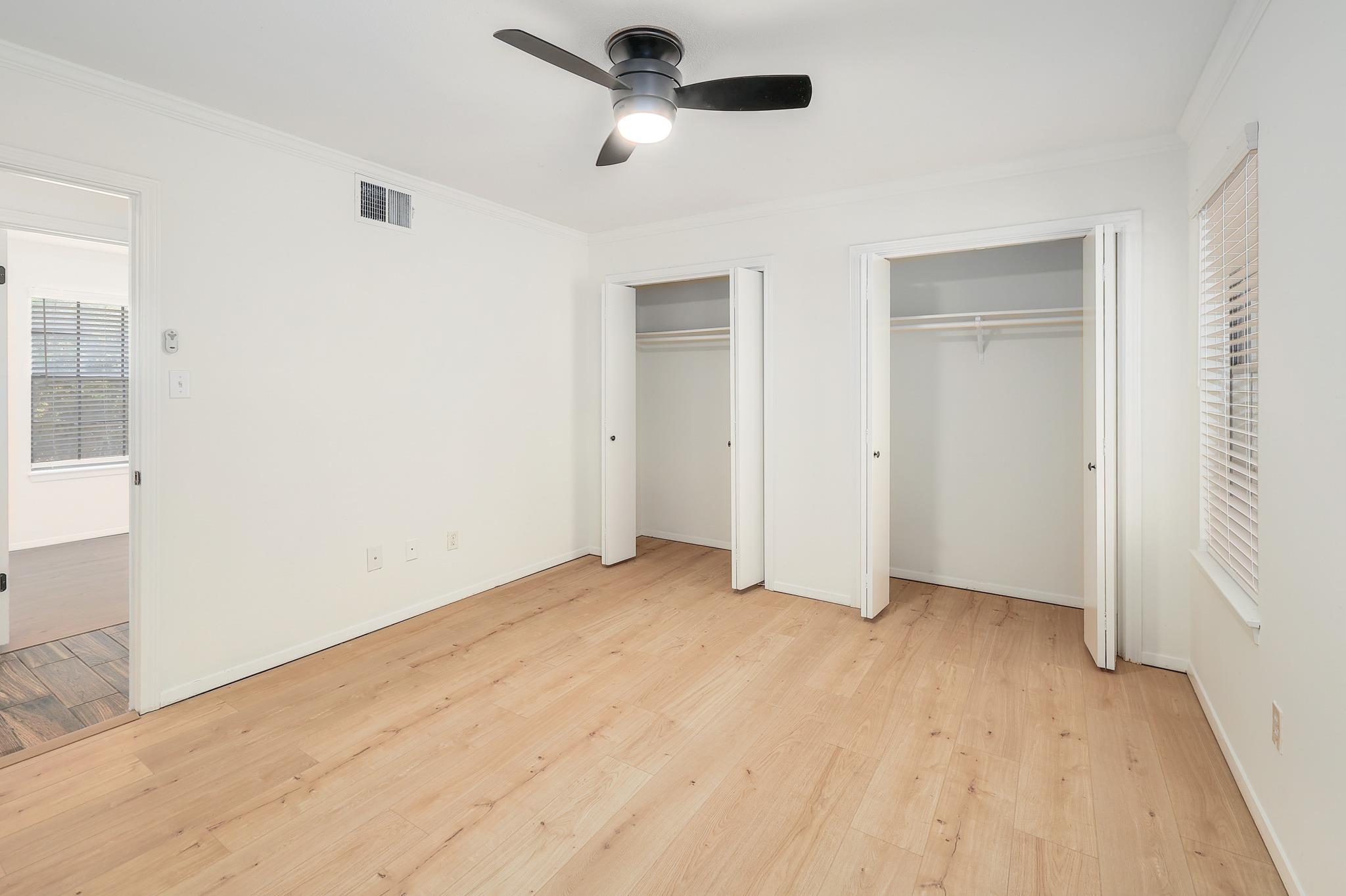 204 Northwest Dr #f Property Photo 13
