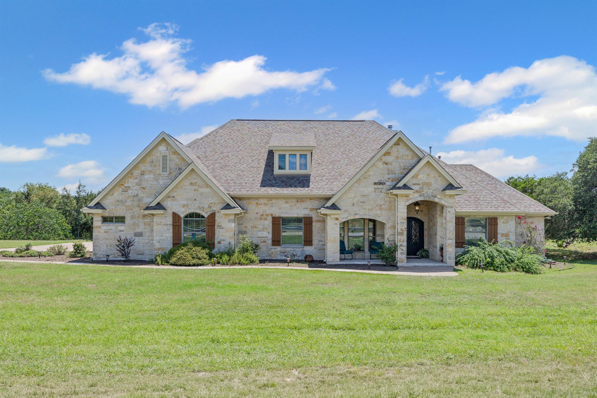 421 Huck Finn Trl Property Photo 1