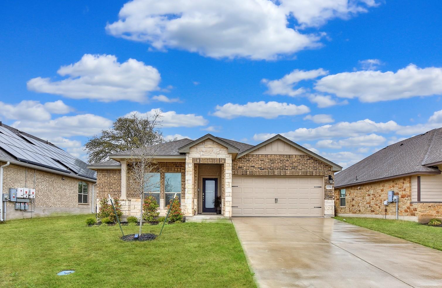 5794 Copano Rd Property Photo 1
