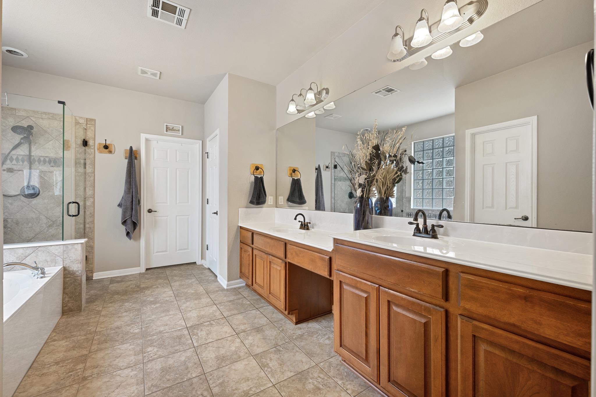 22140 Rose Grass Ln Property Photo 19