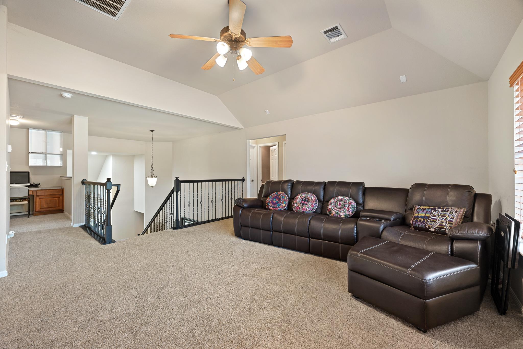 22140 Rose Grass Ln Property Photo 24
