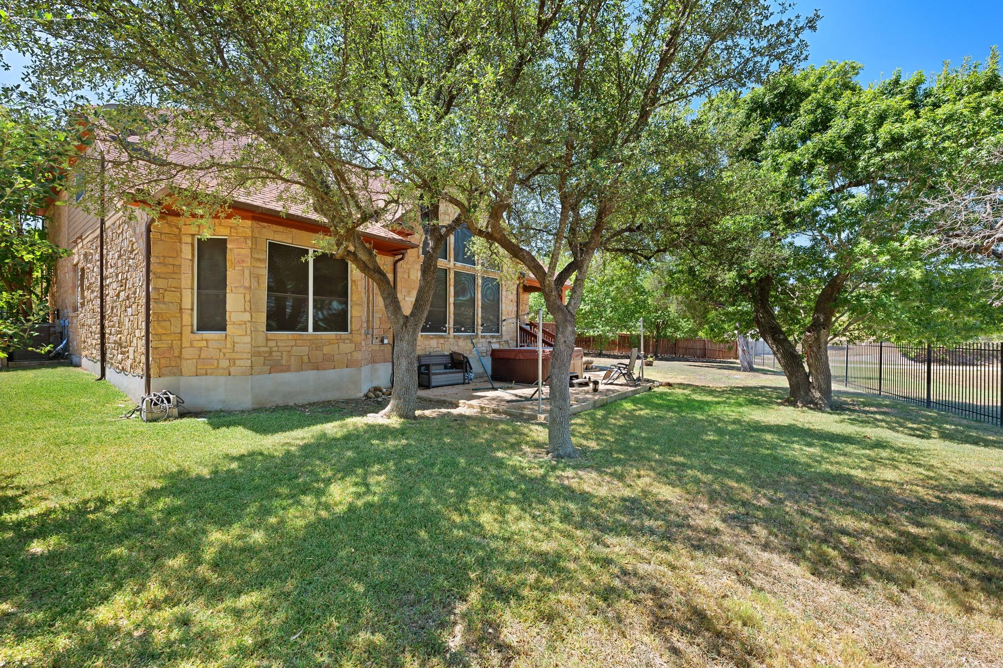 22140 Rose Grass Ln Property Photo 37