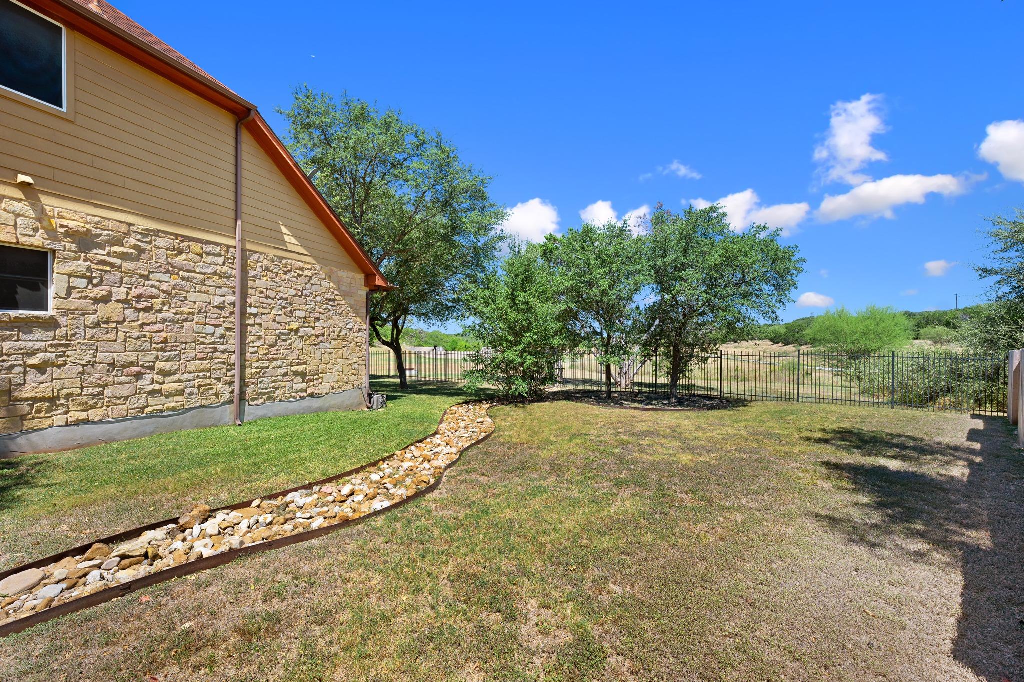 22140 Rose Grass Ln Property Photo 39