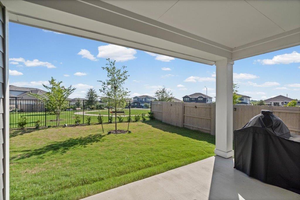 9704 Boathouse Dr Property Photo 17