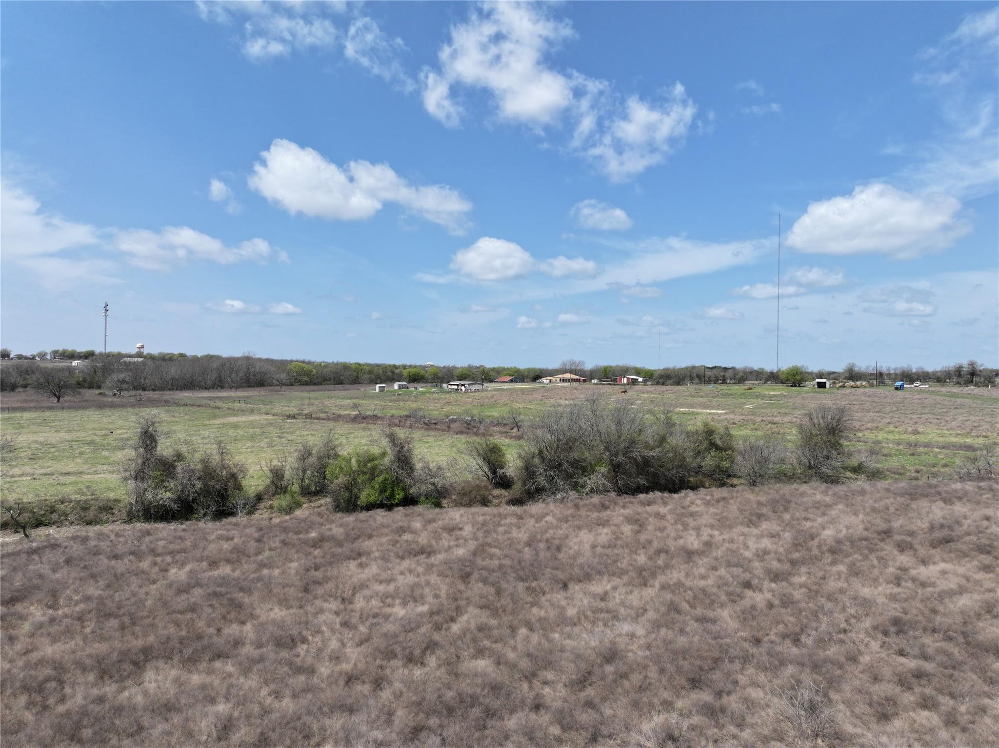 834 Doss Ln Property Photo 3