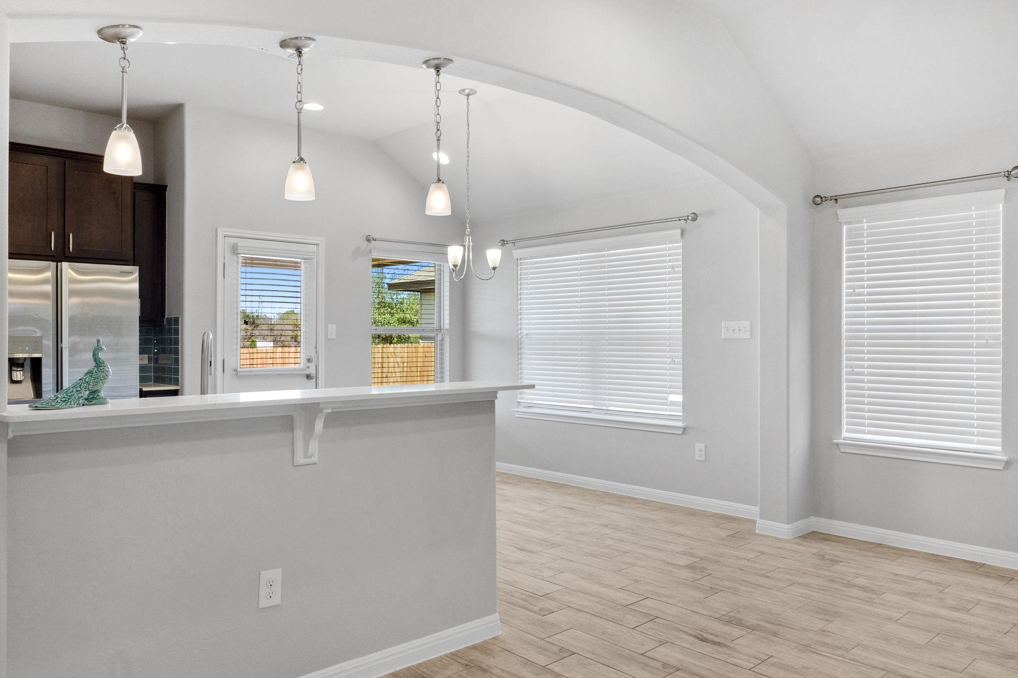 1912 Garretts Way Property Photo 10
