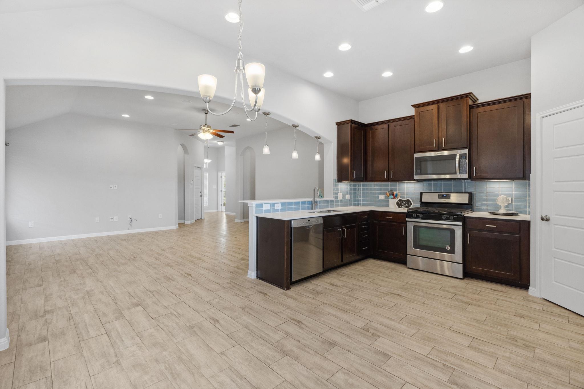 1912 Garretts Way Property Photo 15