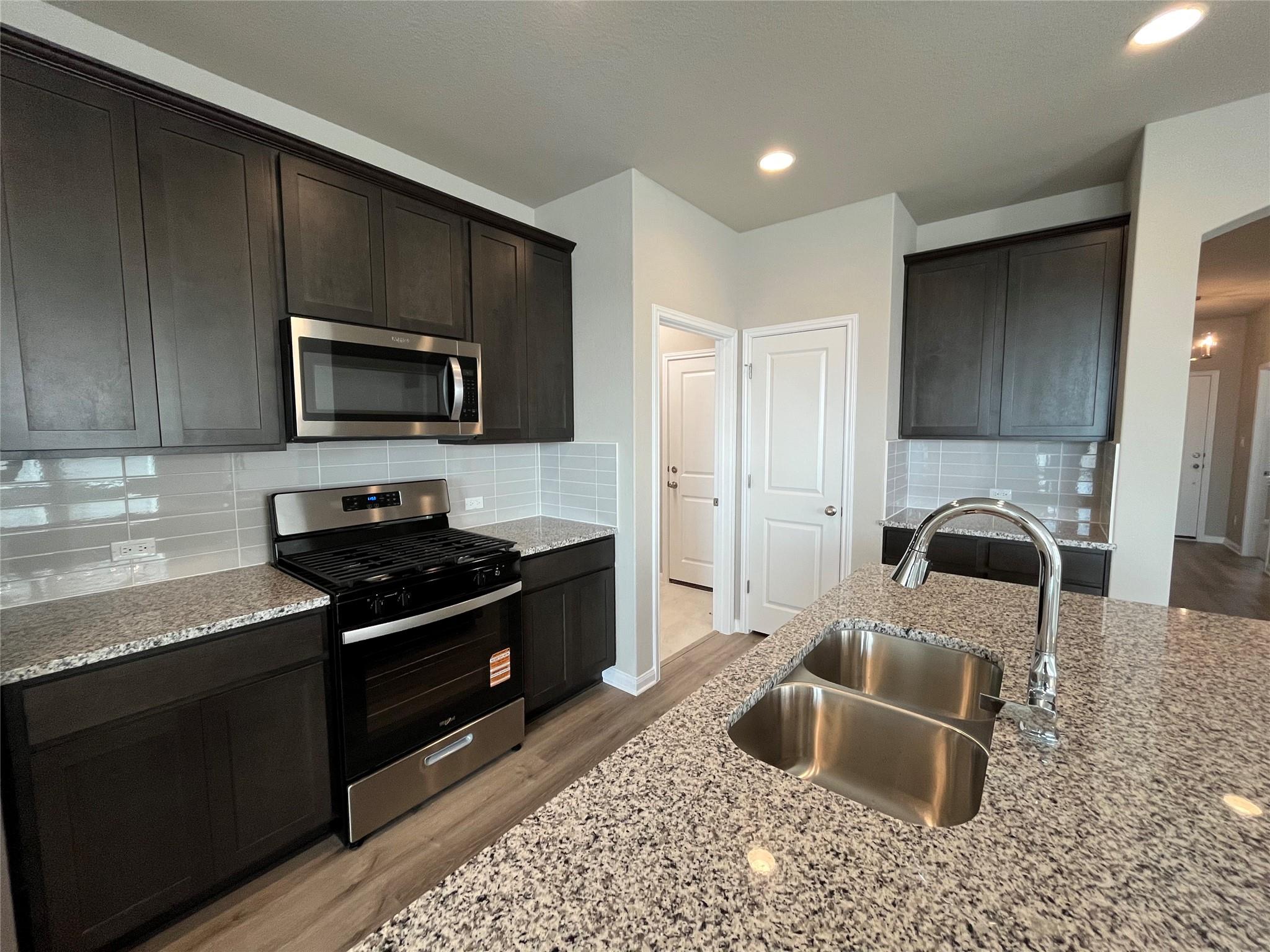 5305 Ovile St Property Photo 14