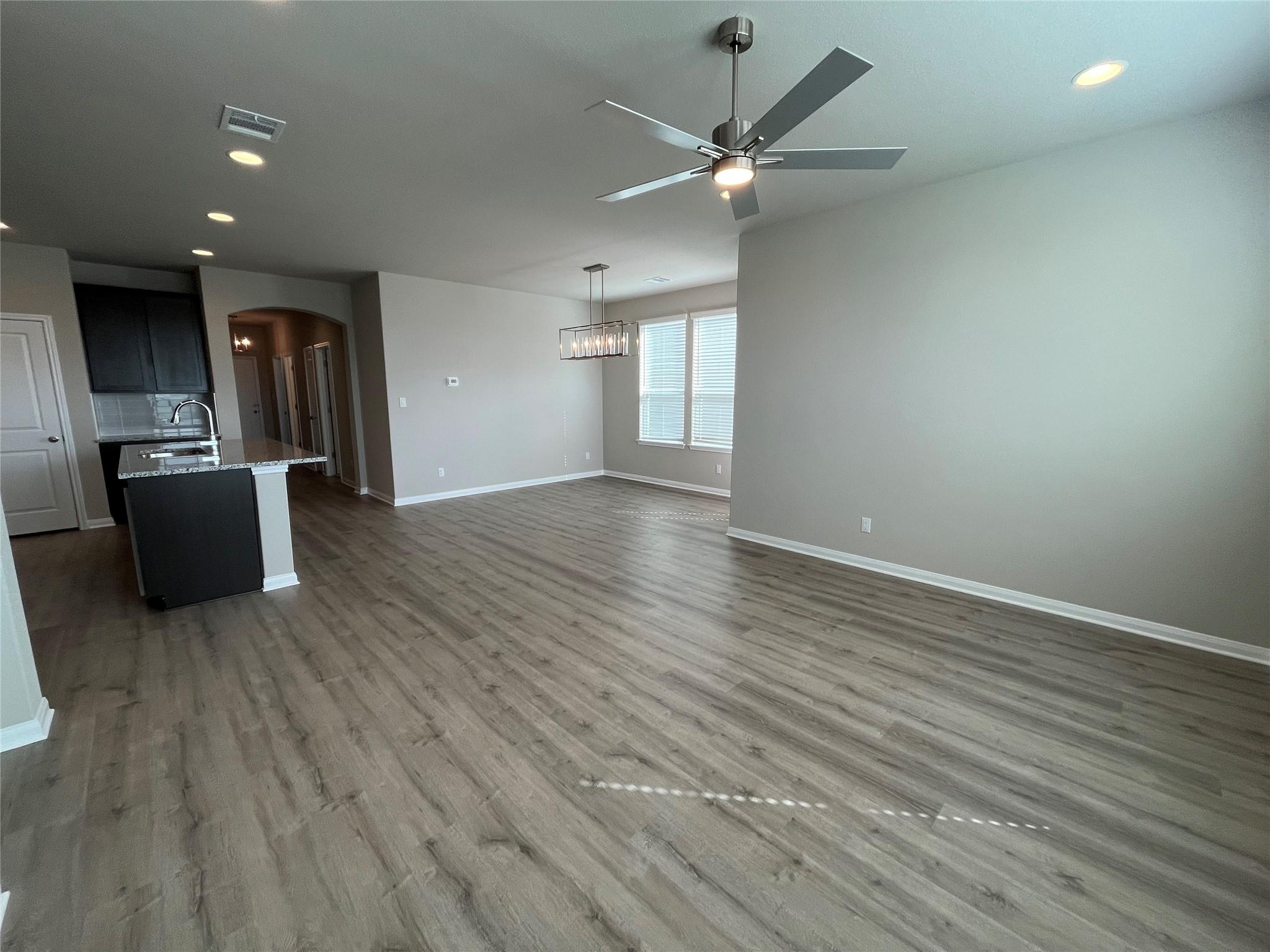 5305 Ovile St Property Photo 15