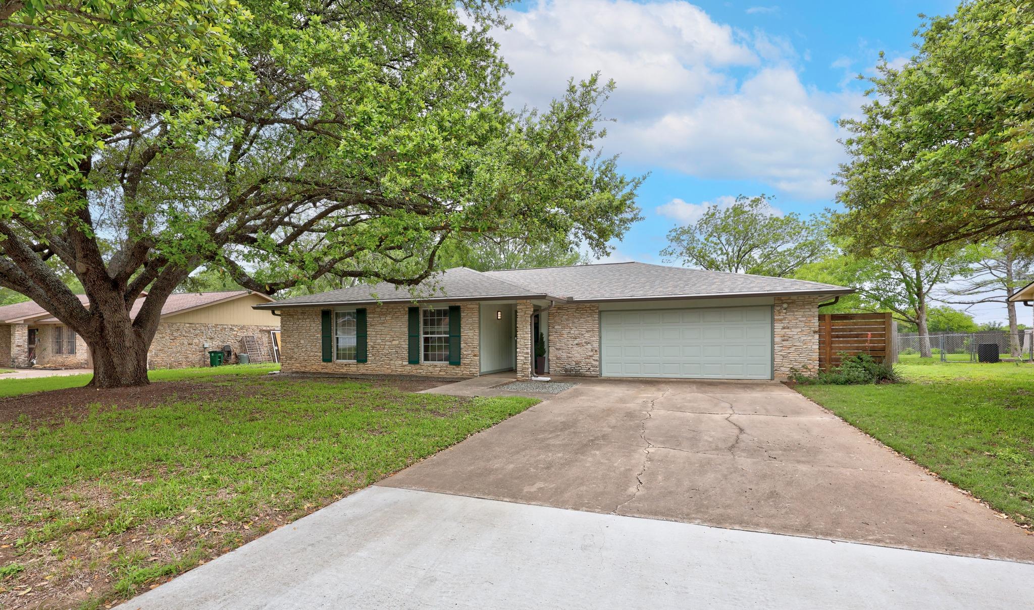12400 Willow Wild Dr Property Photo 5
