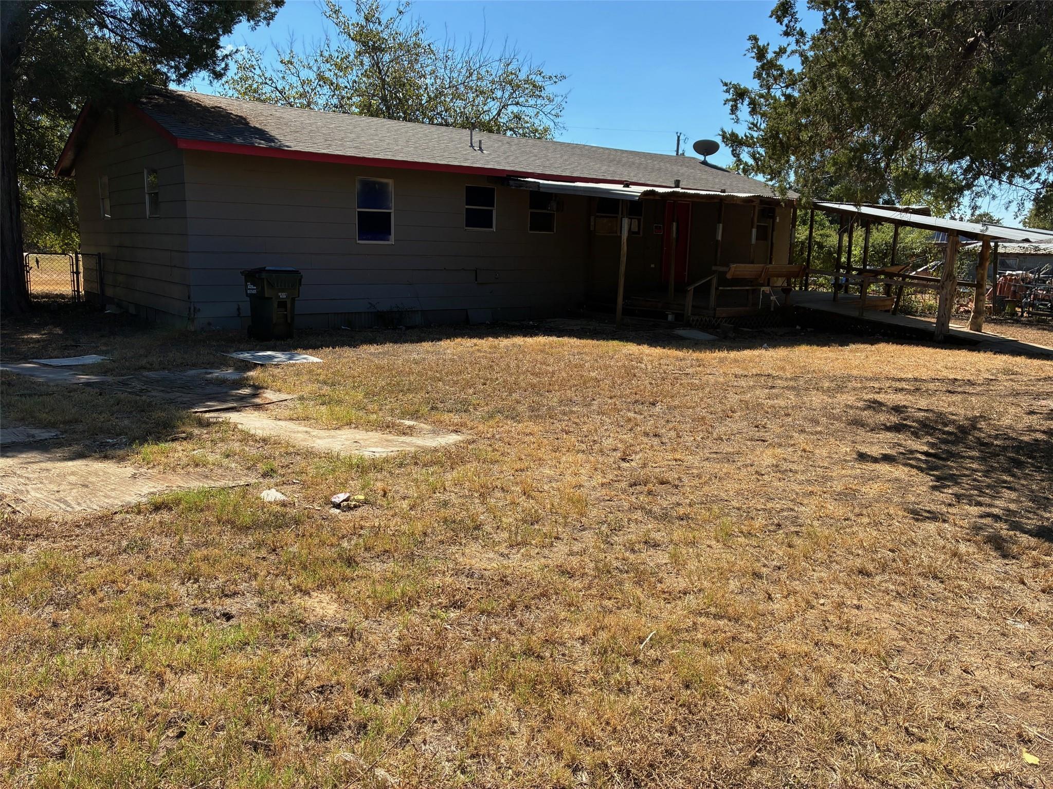 116 Flaming Oak Dr Property Photo 15