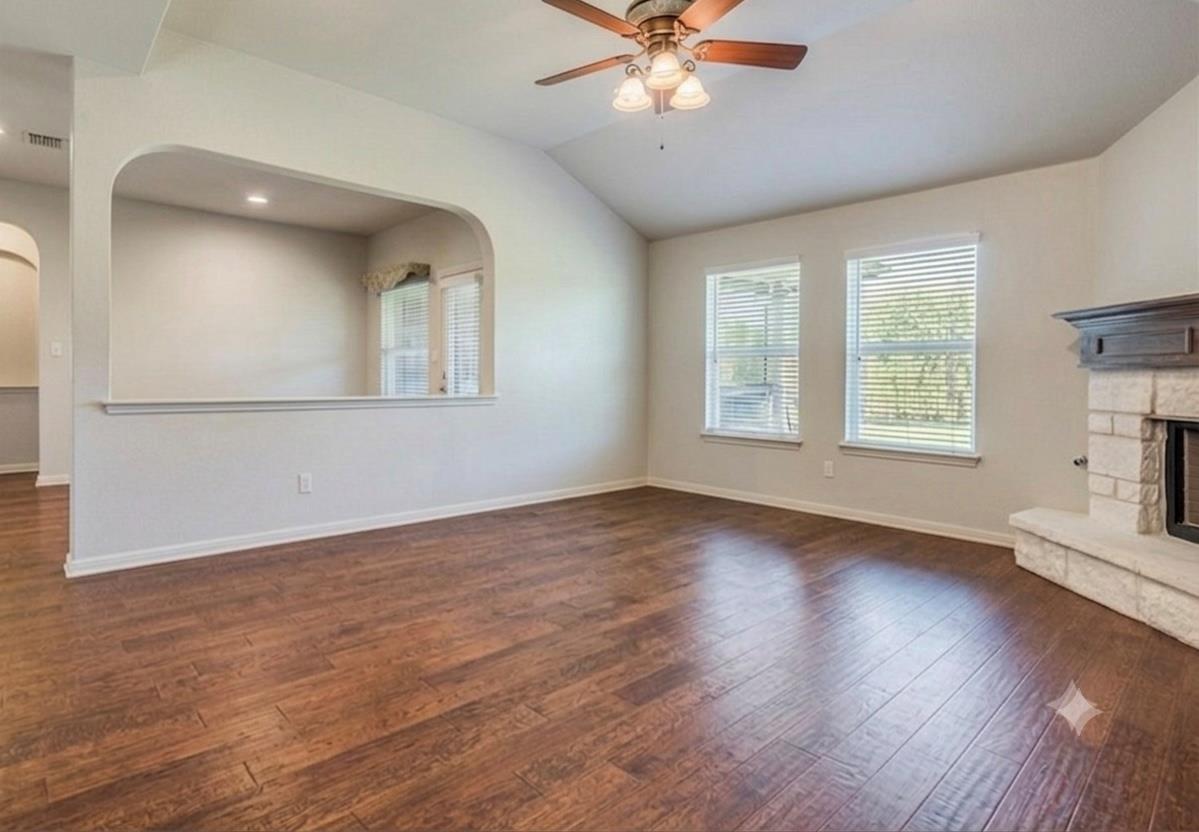 471 Limestone Trl Property Photo 17
