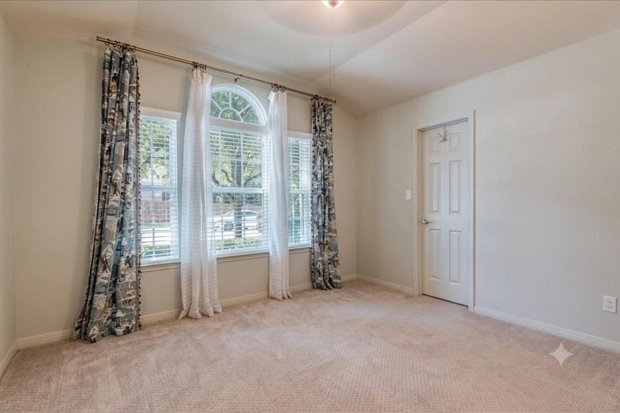 471 Limestone Trl Property Photo 23