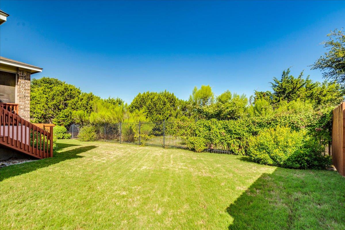 471 Limestone Trl Property Photo 32