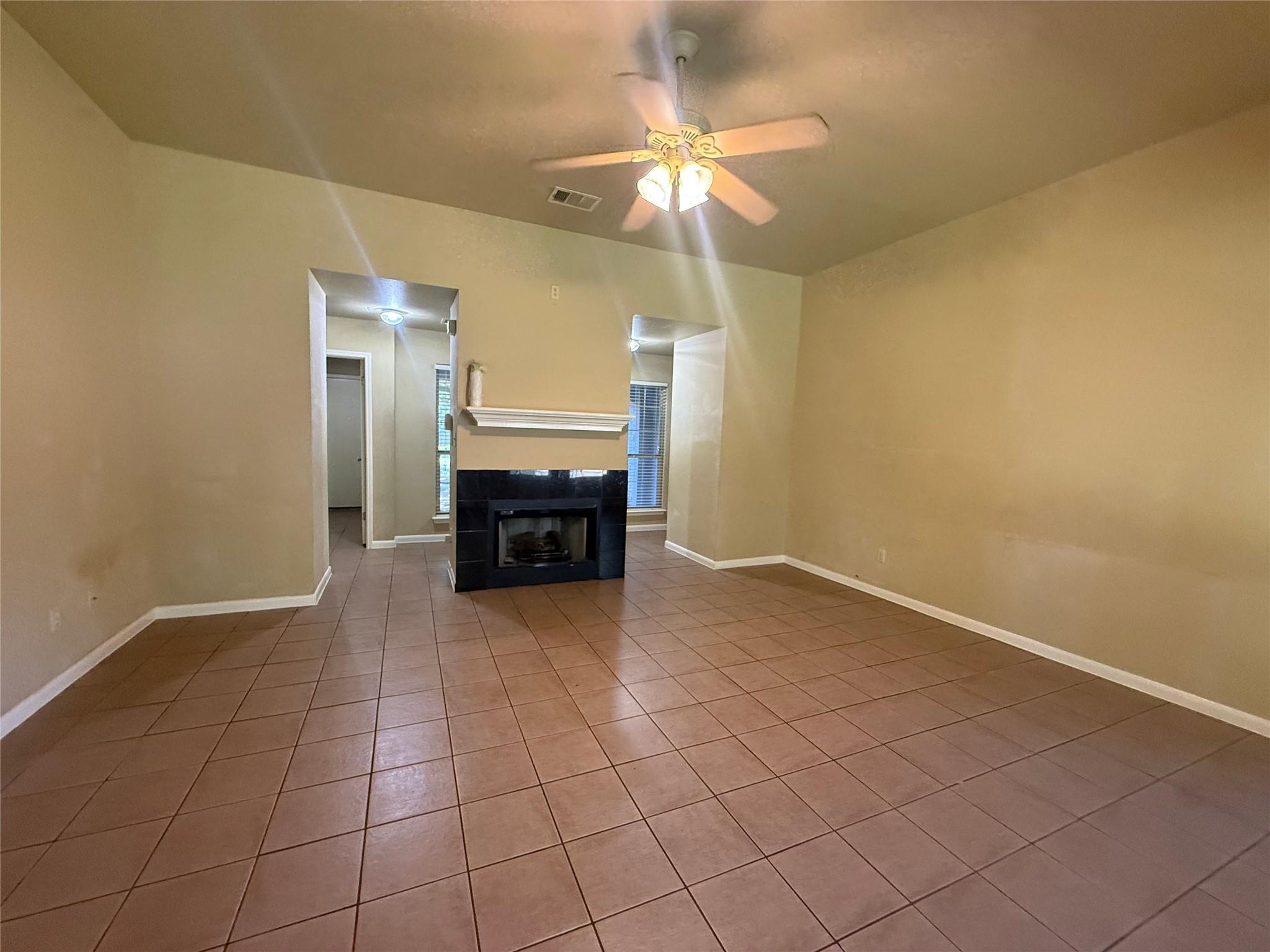 2107 Yaupon Trl Property Photo 6