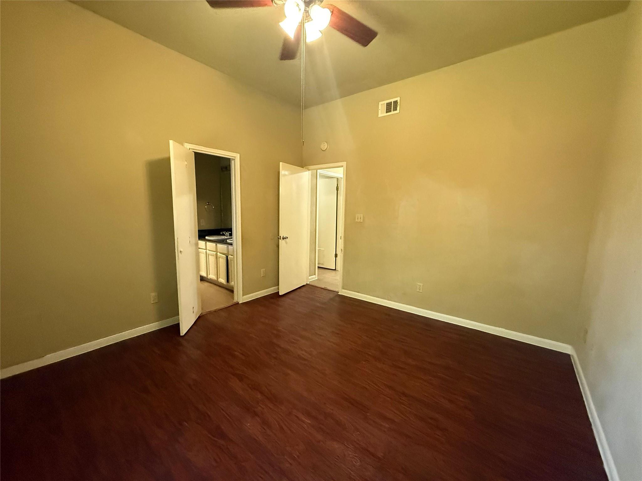 2107 Yaupon Trl Property Photo 11