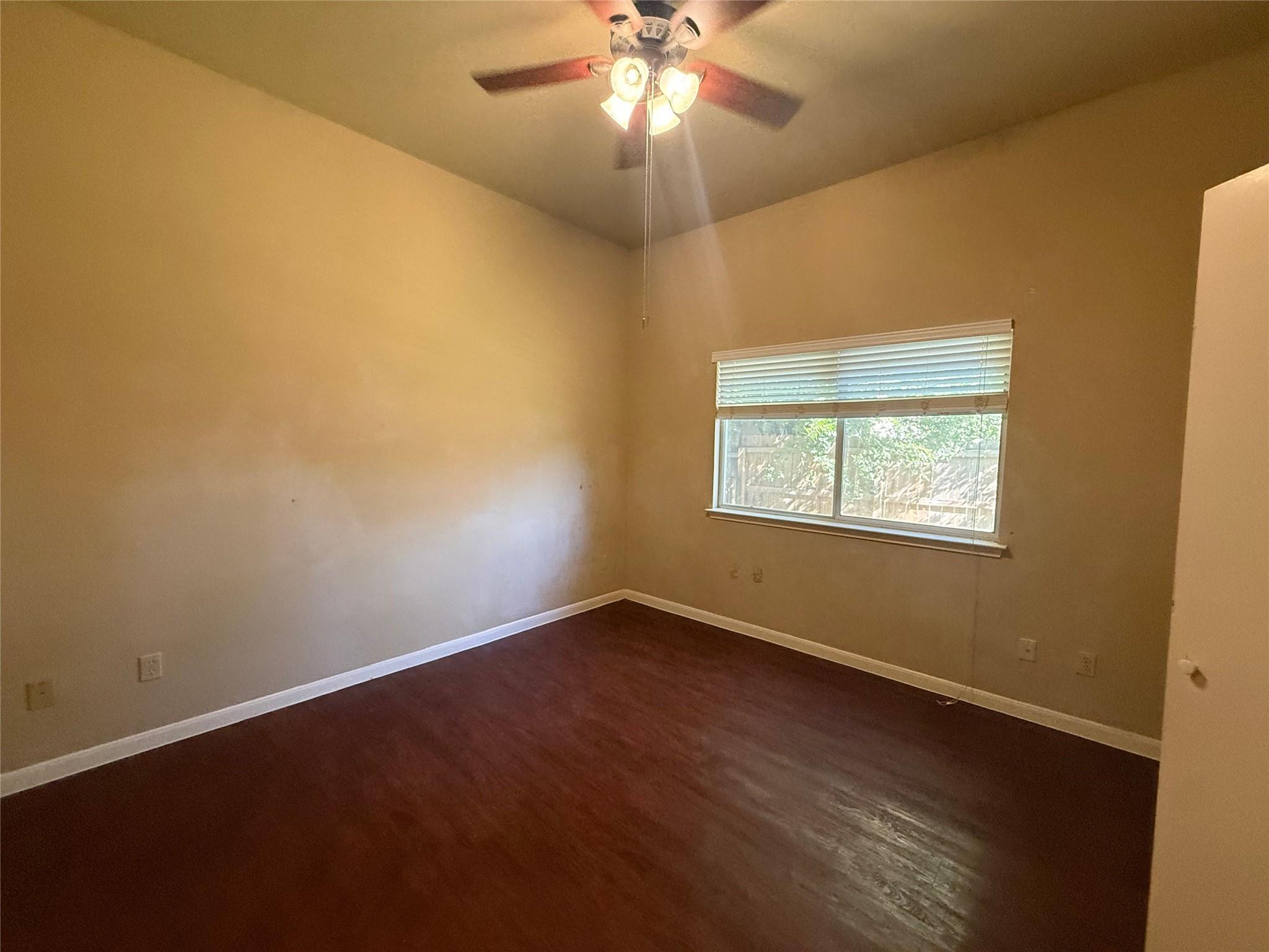 2107 Yaupon Trl Property Photo 12