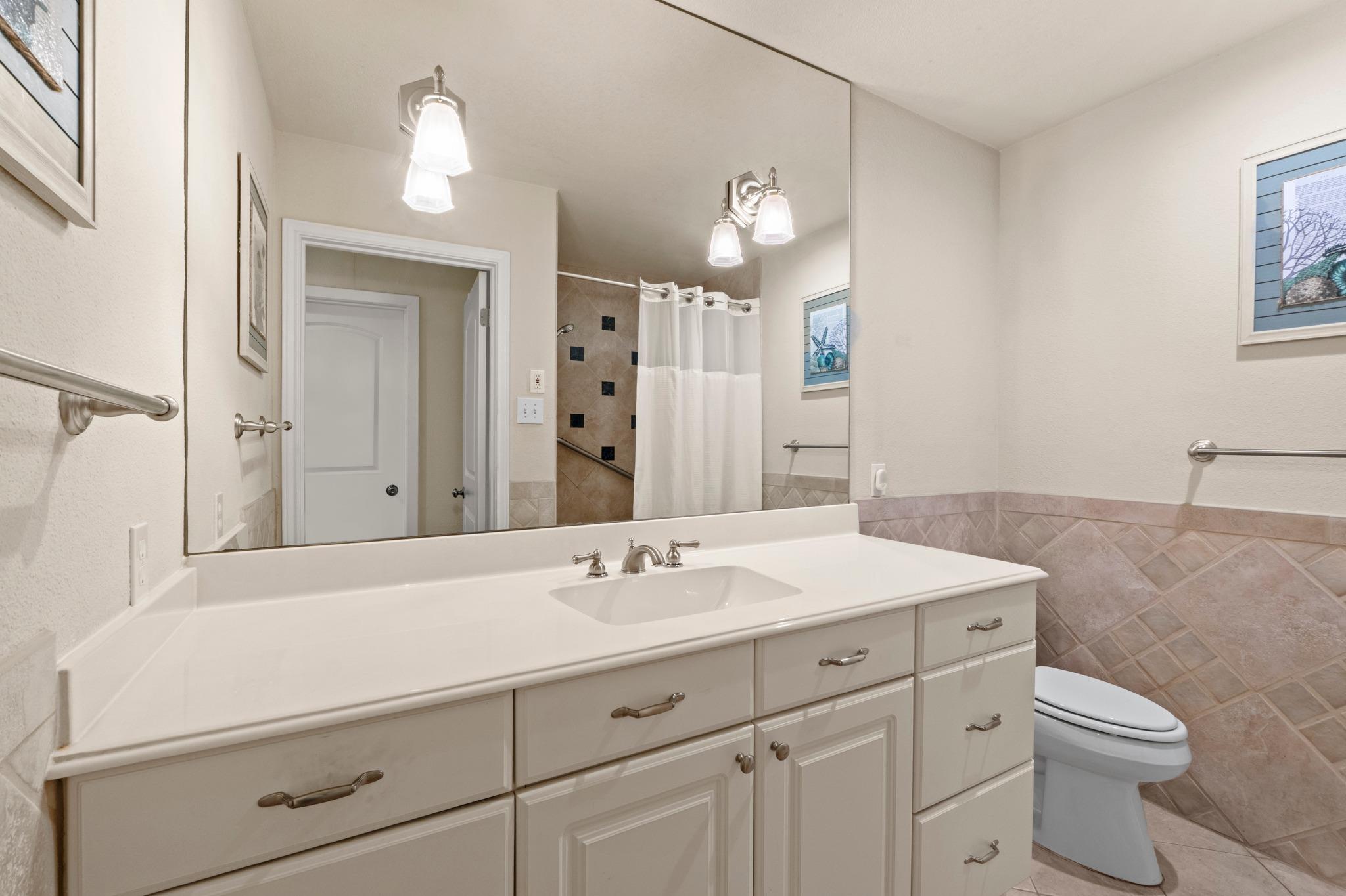 8501 Kromer St Property Photo 22