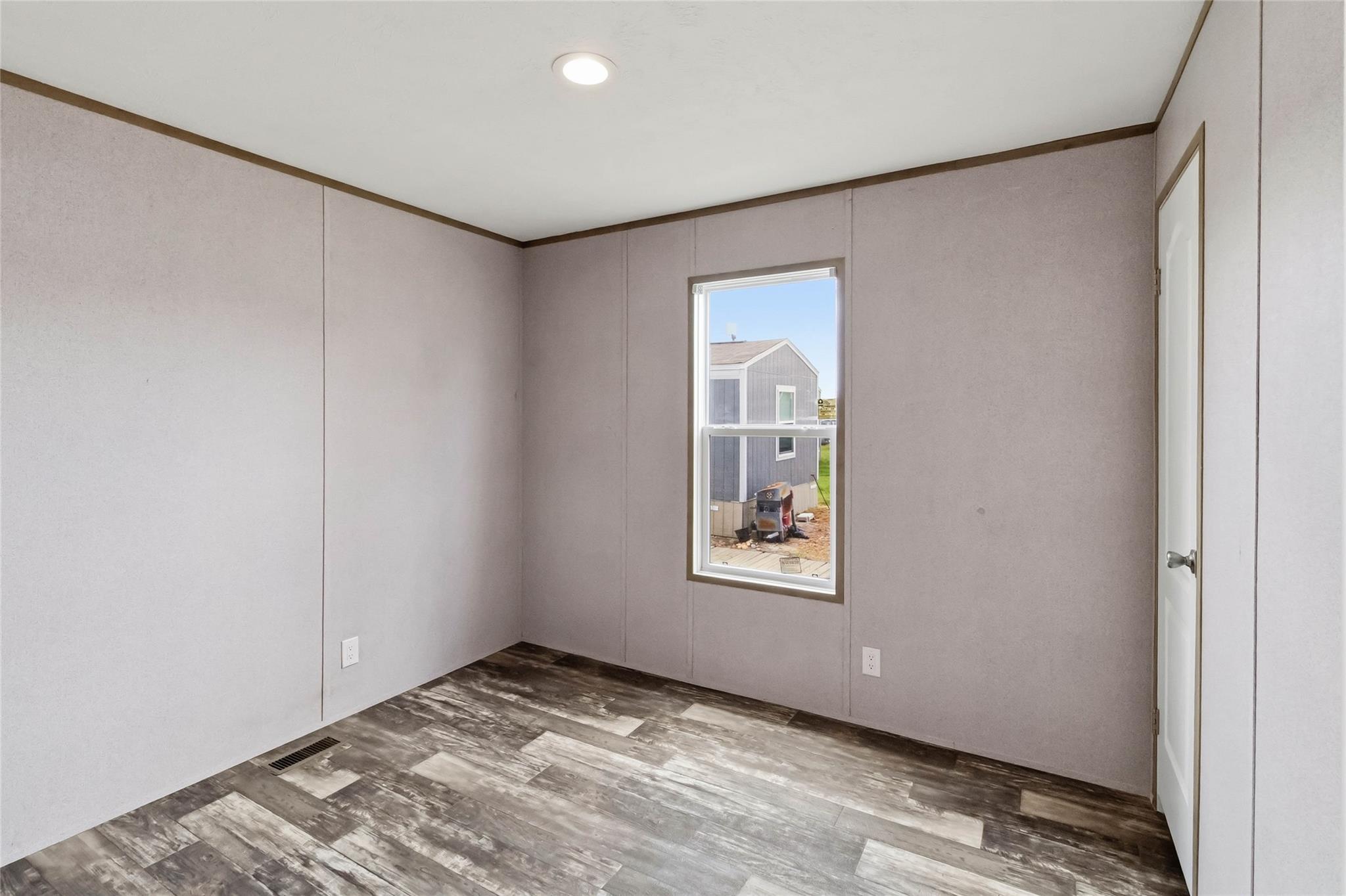 5670 E Austin St Property Photo 14