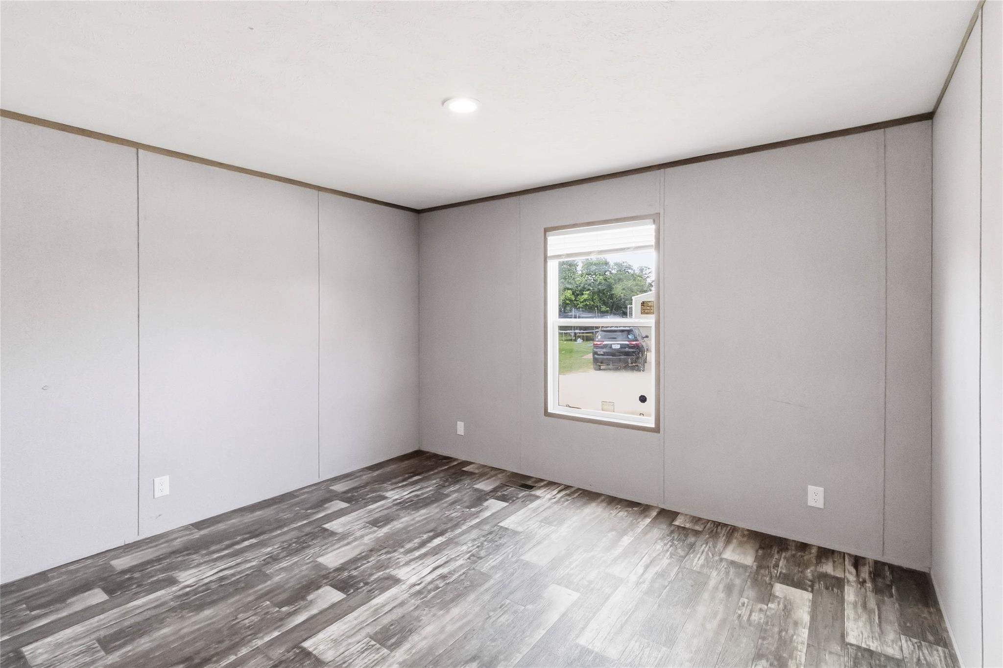 5670 E Austin St Property Photo 17