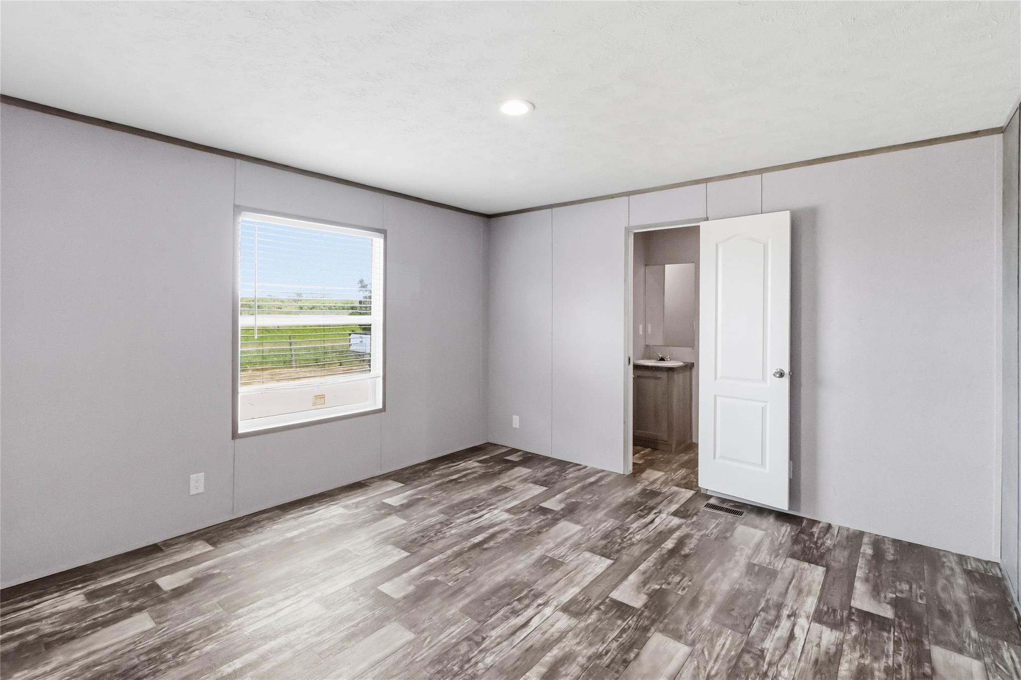 5670 E Austin St Property Photo 19