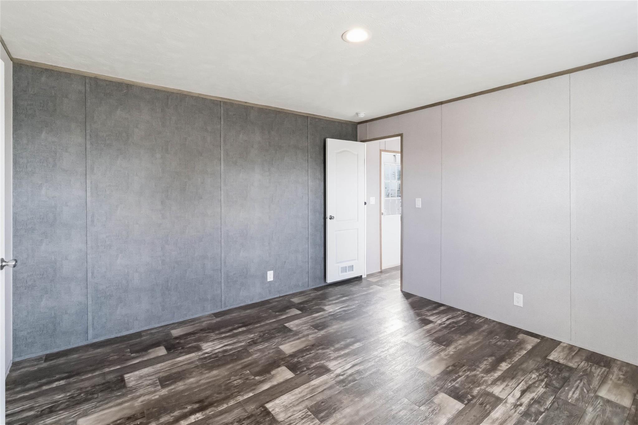 5670 E Austin St Property Photo 20