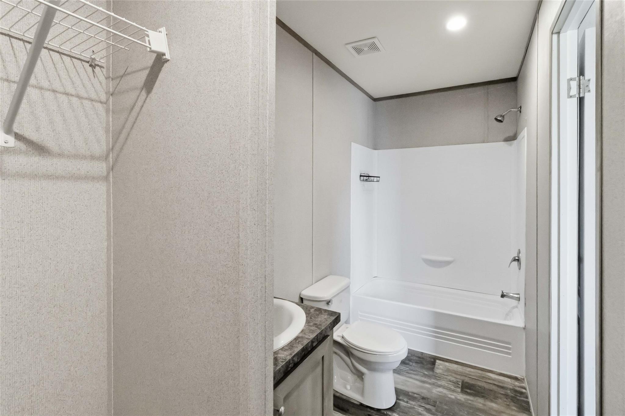 5670 E Austin St Property Photo 23