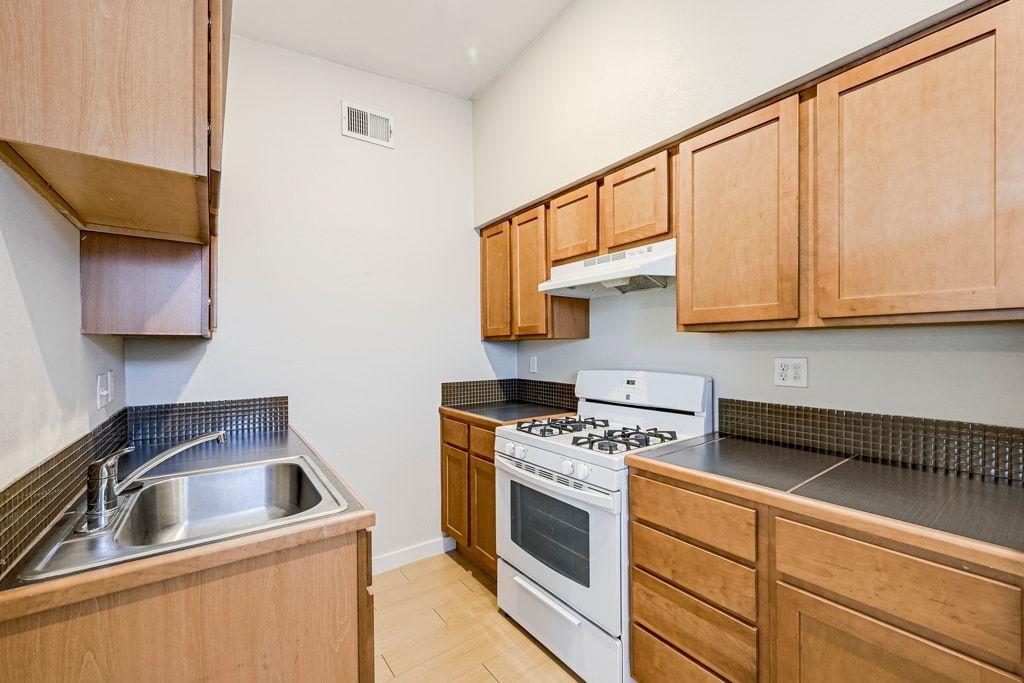 3107 Speedway None Property Photo 12