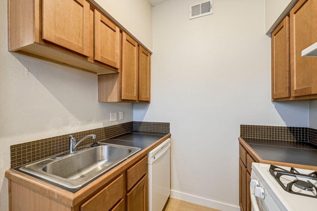 3107 Speedway None Property Photo 14